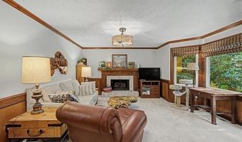 4802 Thornwood Dr, Acworth, GA 30102