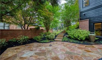 2975 Woodvale Ct, Alpharetta, GA 30022