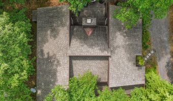 203 BRENDA Ln, Basye, VA 22810