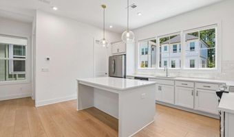 119 Pinecone Pkwy, Alpharetta, GA 30022