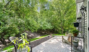 367 Emerald Ln, Algonquin, IL 60102