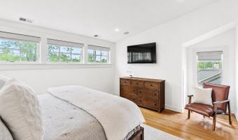 5213 CATHEDRAL Ave NW, Washington, DC 20016