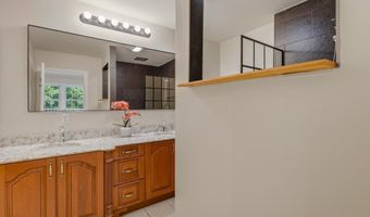 191 Stanavage Rd, Colchester, CT 06415