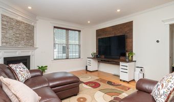 172 Downing Dr, Attleboro, MA 02703