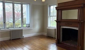 39 Walcott Ave, Jamestown, RI 02835