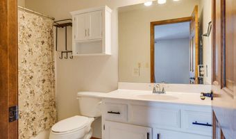 17304 Mary Lee Dr, Abingdon, VA 24210