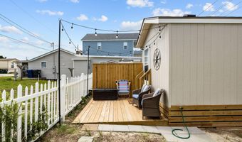 514 E Ft Macon Rd, Atlantic Beach, NC 28512