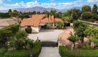 201 Las Tunas Dr, Arcadia, CA 91007