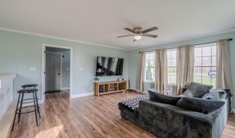 19 Magnolia Hill Rd, Bangor, ME 04401