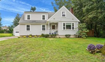 44 River St, Cranston, RI 02905