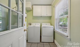 1818 Woodland Dr, Charlotte, NC 28205