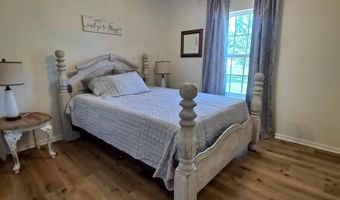 913 Edgemont Cir, Albertville, AL 35950