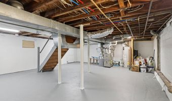 16 PARK Dr, Bellmawr, NJ 08031