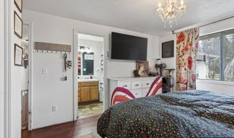 990 Hazel St, Aumsville, OR 97325