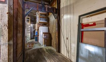 23 W Olive St, Aurora, MO 65605