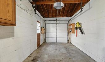9800 Ridgely Ln, Affton, MO 63123