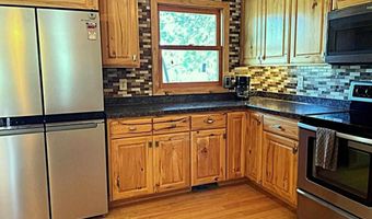 22 Dogwood Blvd, Babbitt, MN 55706