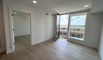 701 N HENRY St 506, Alexandria, VA 22314