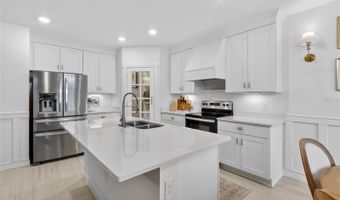 1256 OAK VALLEY Dr, Auburndale, FL 33823