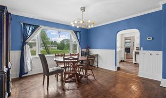 512 N D St, Albia, IA 52531