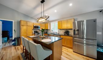 82 Parkey Rd, Barnstead, NH 03218