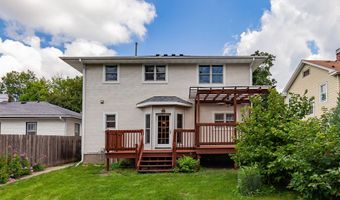 618 9th St, Ames, IA 50010
