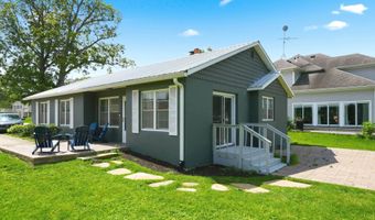 300 Lane 195 Crooked Lk, Angola, IN 46703