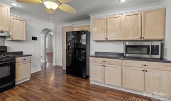 535 5th St, Chester, SC 29706