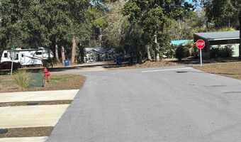 278 The Prado E-4, Apalachicola, FL 32320