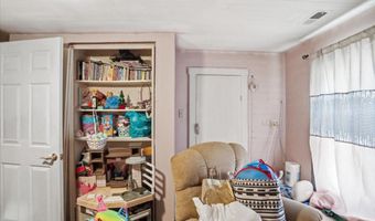 1264 TEARCOAT Rd, Augusta, WV 26704