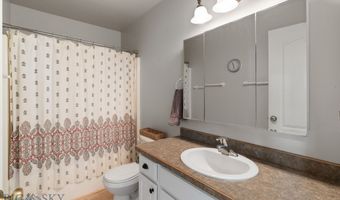 60 Clinton Ln, Belgrade, MT 59714