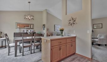 3730 Tower Pond Dr, Anoka, MN 55303