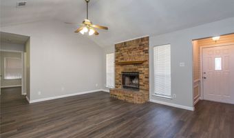 303 Shirley Dr, Alvarado, TX 76009