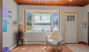 5 Wall St, Cromwell, CT 06416
