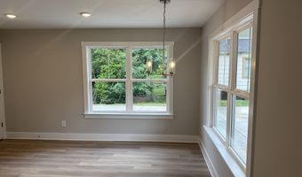 509 Cleveland, West Point, GA 31833
