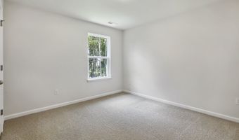 1060 QUEENSLAND Ln, Ayden, NC 28513