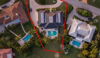 324 Fairway Ct, Atlantis, FL 33462