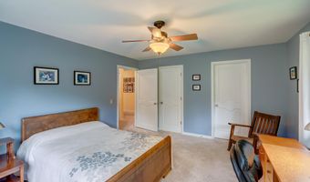 5498 Jan Dr, Fitchburg, WI 53711