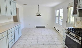 44 Linwood Ave, Andover, NJ 07801