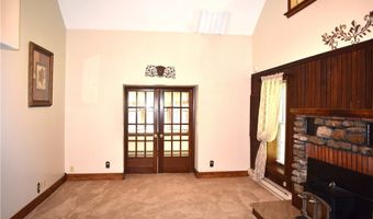 2071 Dewey Rd, Ashtabula, OH 44004