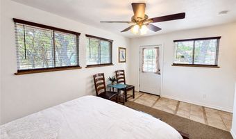 1402 S Saunders St, Aransas Pass, TX 78336
