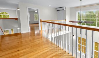 183 Skyline Rd, Bangor, ME 04401