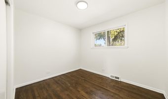 78 S Evergreen Ave, Addison, IL 60101