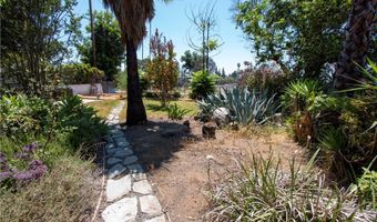 1152 E Mendocino St, Altadena, CA 91001