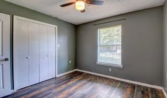 1000 A Locust St, Beebe, AR 72012