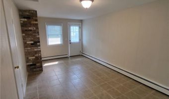 72 Blueberry Dr, East Greenwich, RI 02818