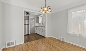 7210 Buckingham Ave, Allen Park, MI 48101