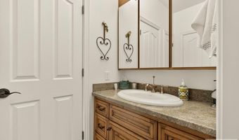 3770 Autumnwood Dr, Ammon, ID 83406