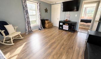 1010 Oakland Rd, Belgrade, ME 04917