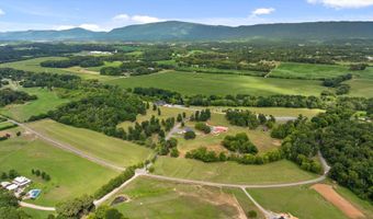 1020 Thomas Rd, Benton, TN 37307